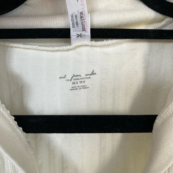 UO | polo crop tank - Picture 3 of 3